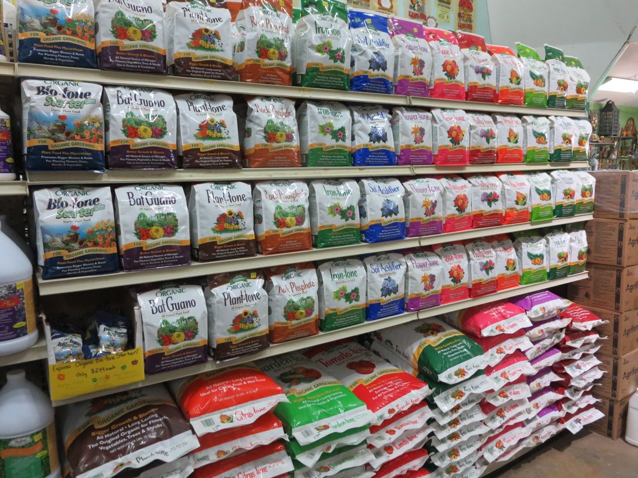 espoma citrus fertilizer Espoma citrus fertilizer on display on the shelves at work.